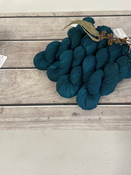 Vintage Button on Merino and Silk 4 ply single - Osmanthus