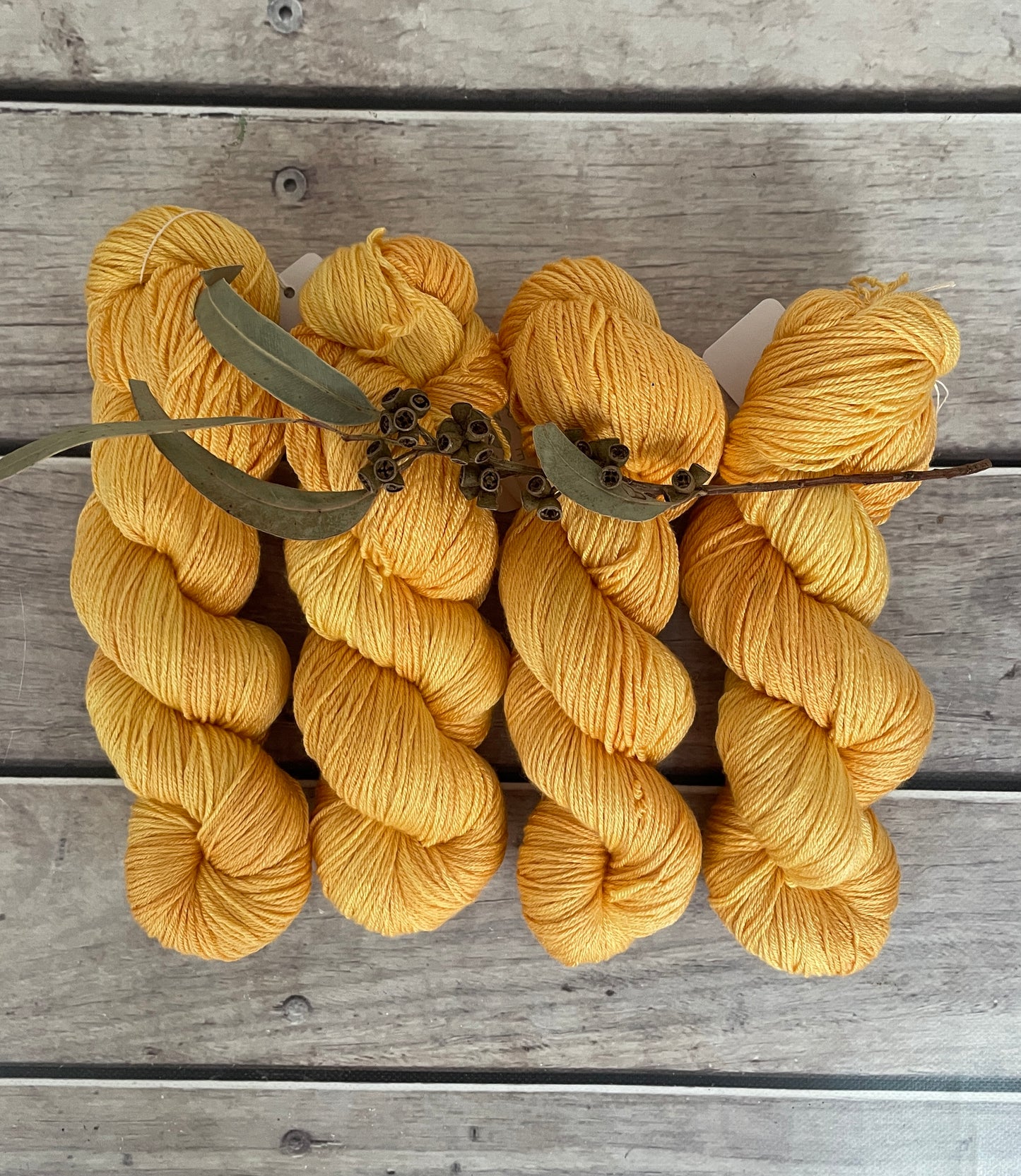 Saffron - Merino/silk - 4 Ply - Jasmine