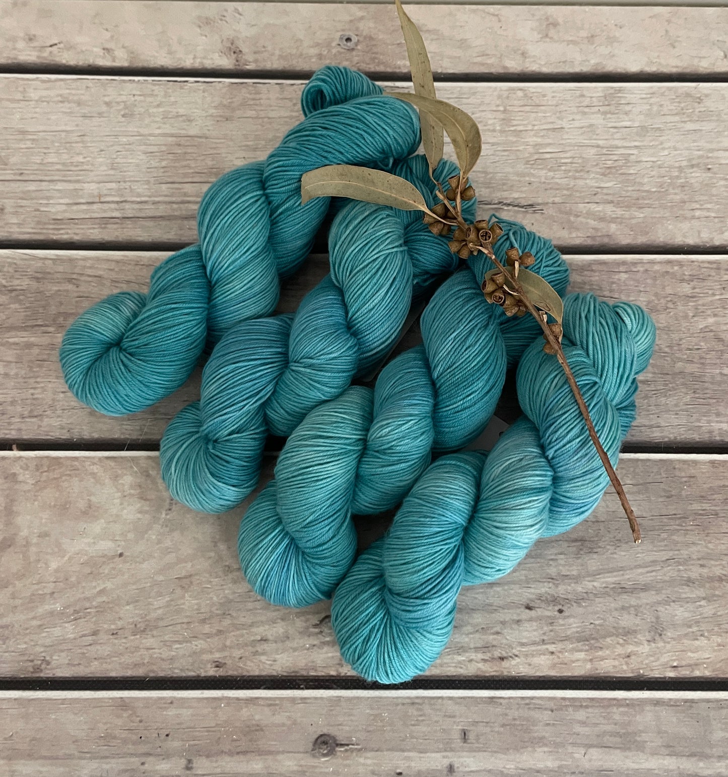 Calm Seas - 4 ply sock yarn in merino and nylon - Darjeeling 4
