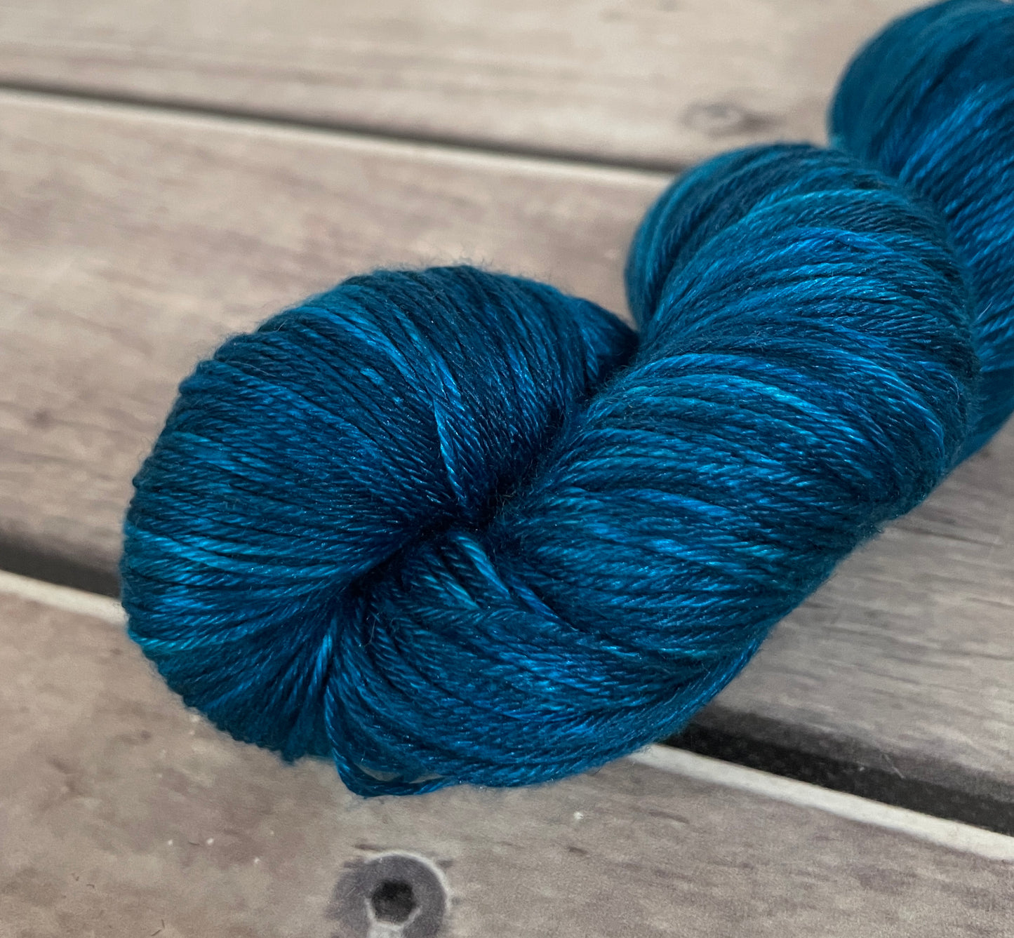 Azure Blue - 4 ply in Mulberry silk - Pekoe f