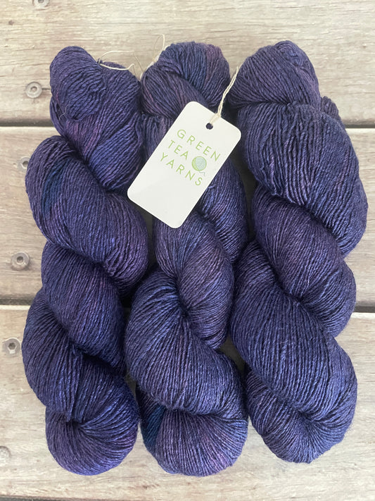 Percy's Purple -  Merino and Silk 4 ply single - Osmanthus