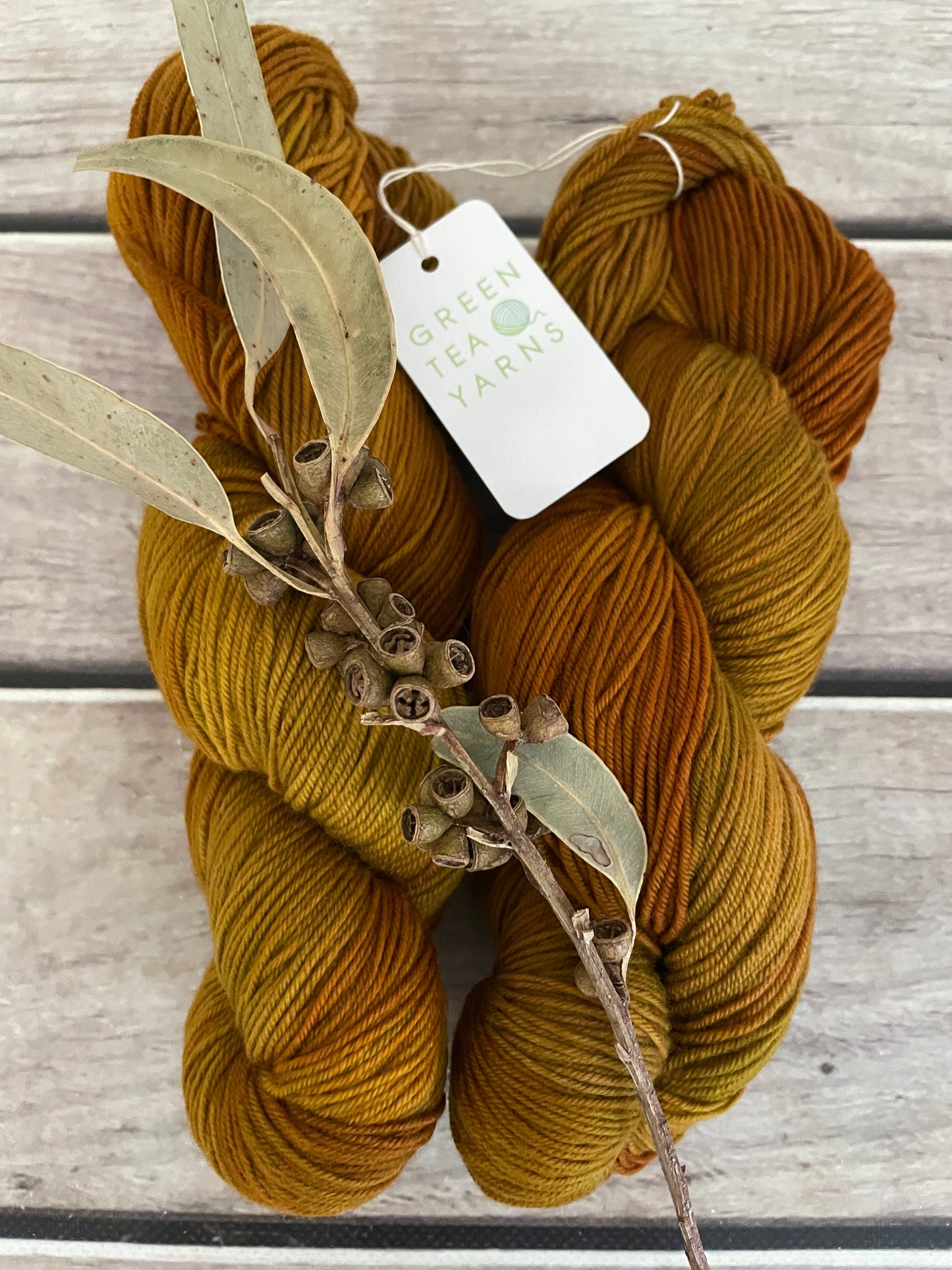 Burnished Copper - 4 ply merino/nylon sock yarn - Darjeeling