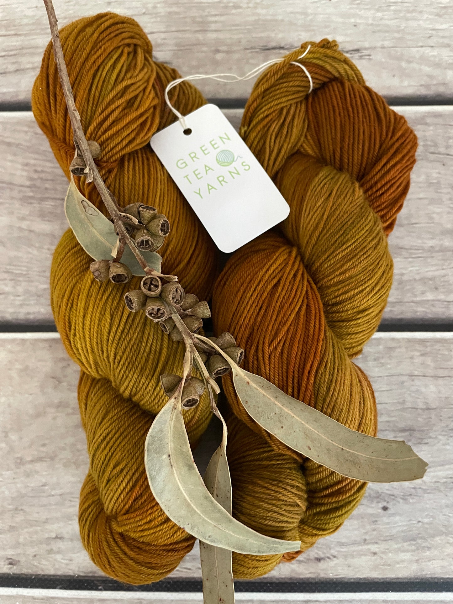 Burnished Copper - 4 ply merino/nylon sock yarn - Darjeeling