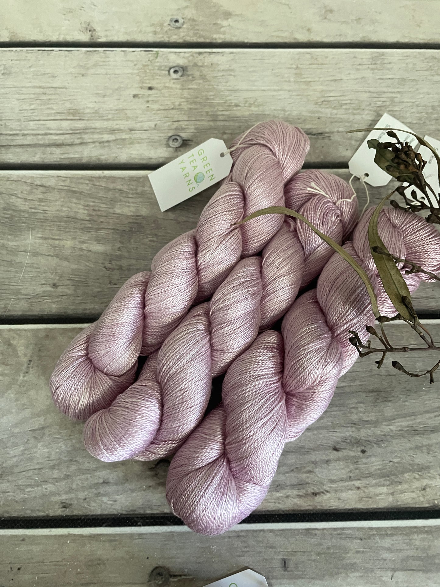 Soft Rose - 3 ply in Mulberry silk - Ginseng hl