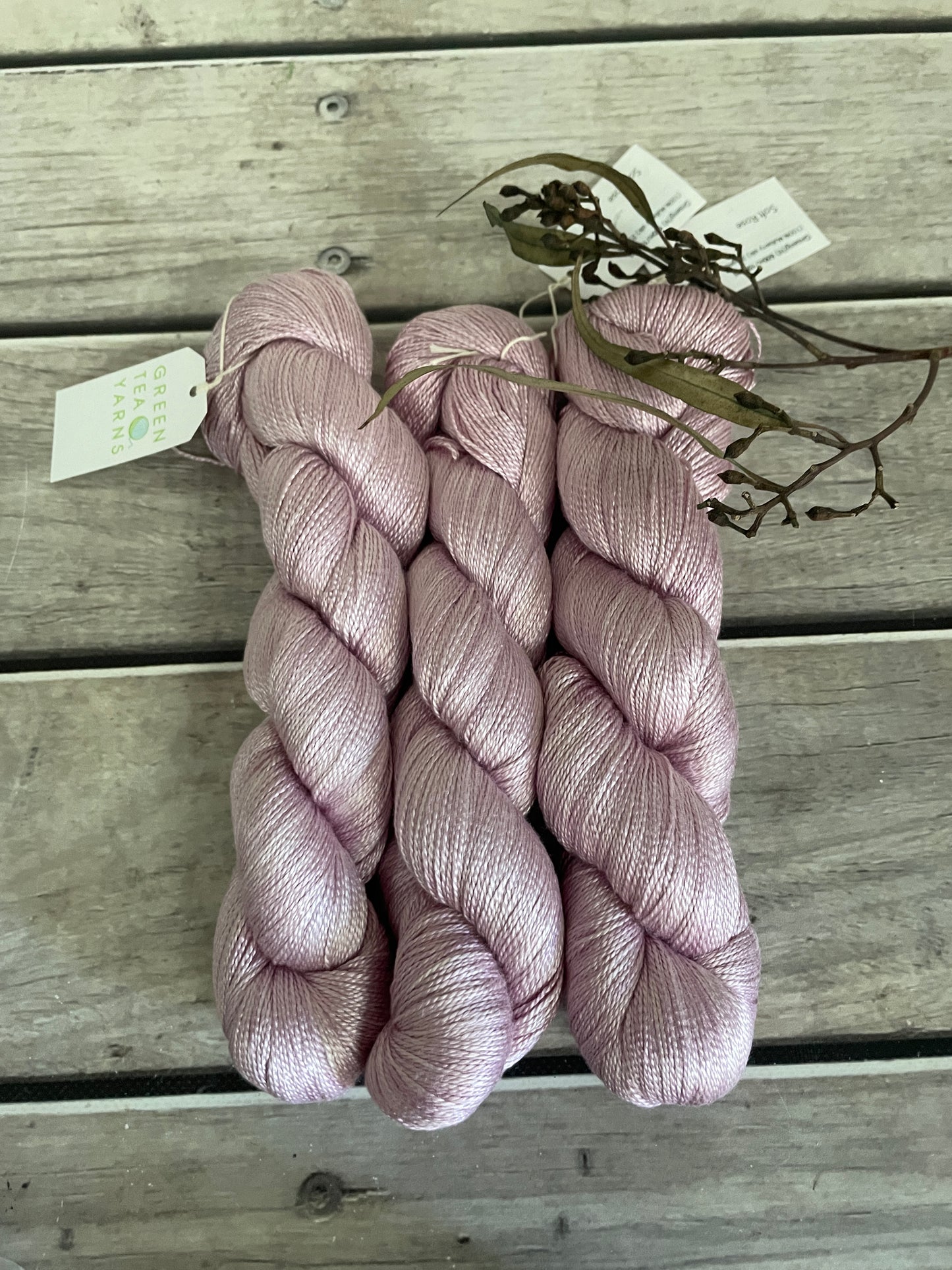 Soft Rose - 3 ply in Mulberry silk - Ginseng hl