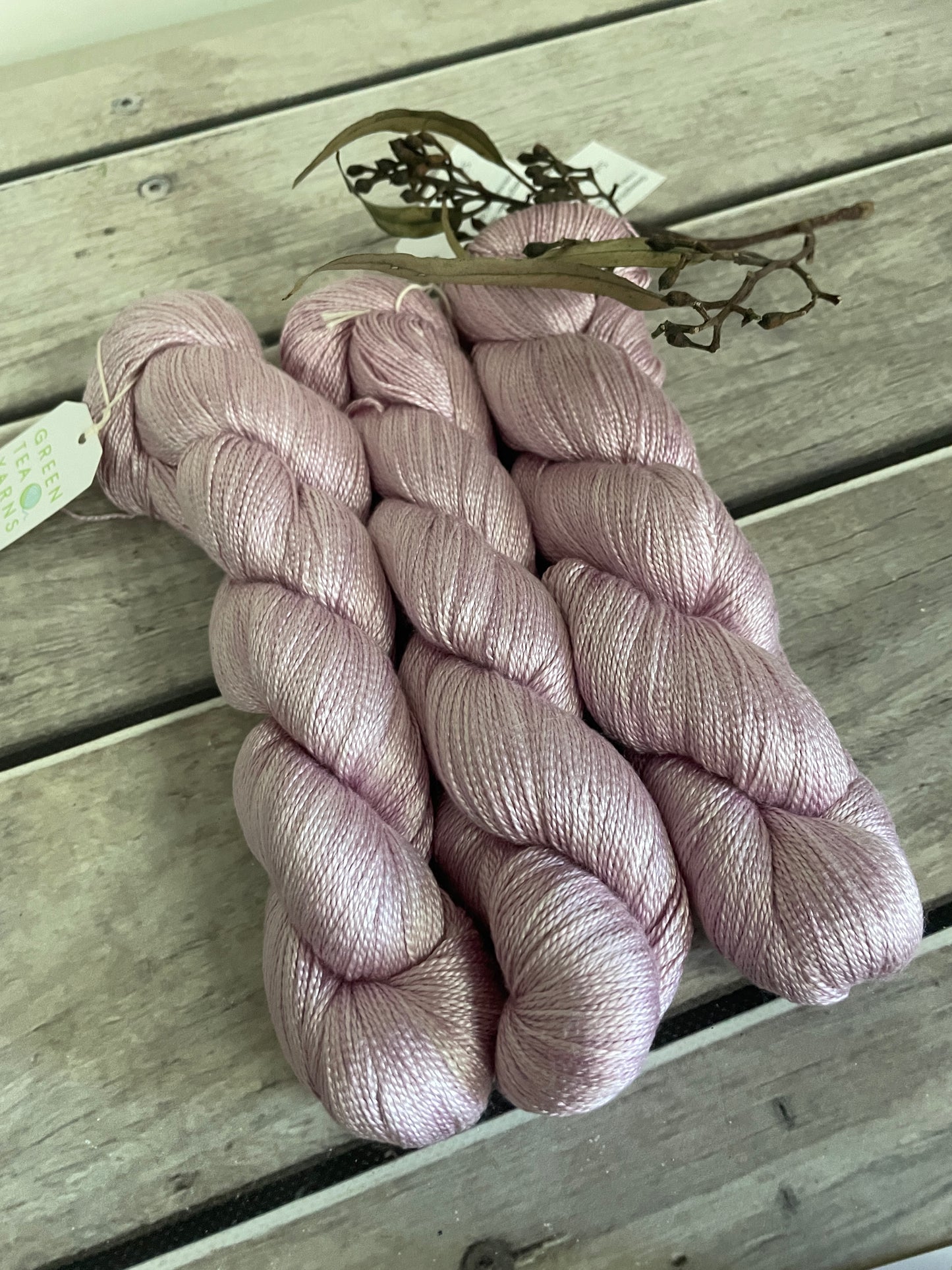 Soft Rose - 3 ply in Mulberry silk - Ginseng hl