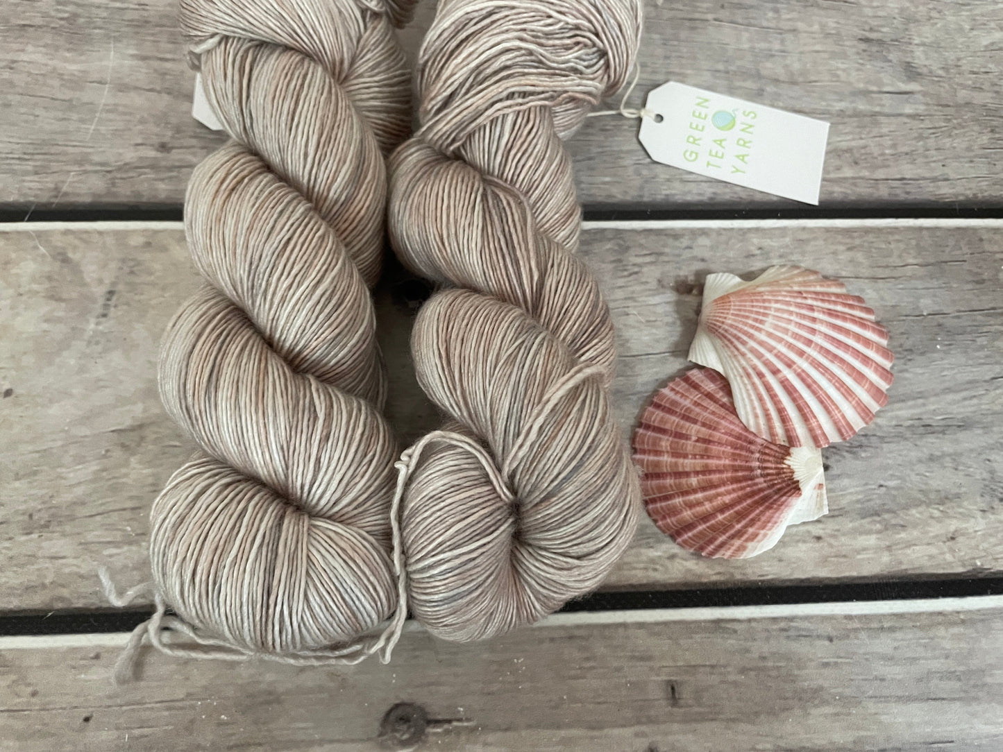 Oysters on the Bay - 4 ply in Mulberry silk and Merino singles yarn - Osmanthus