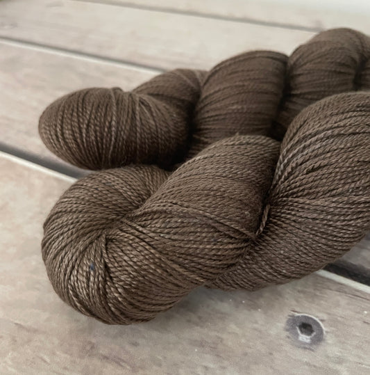 Pale Peat - 4 ply pure silk yarn - Ginseng f