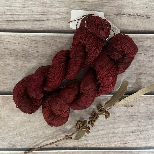 Red Dune - 2 ply in Mulberry silk yarn - Pekoe l