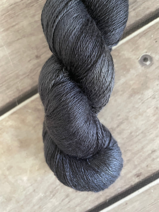 Fallen Ashes - 2 Ply in Silk & Alpaca - Echinacea