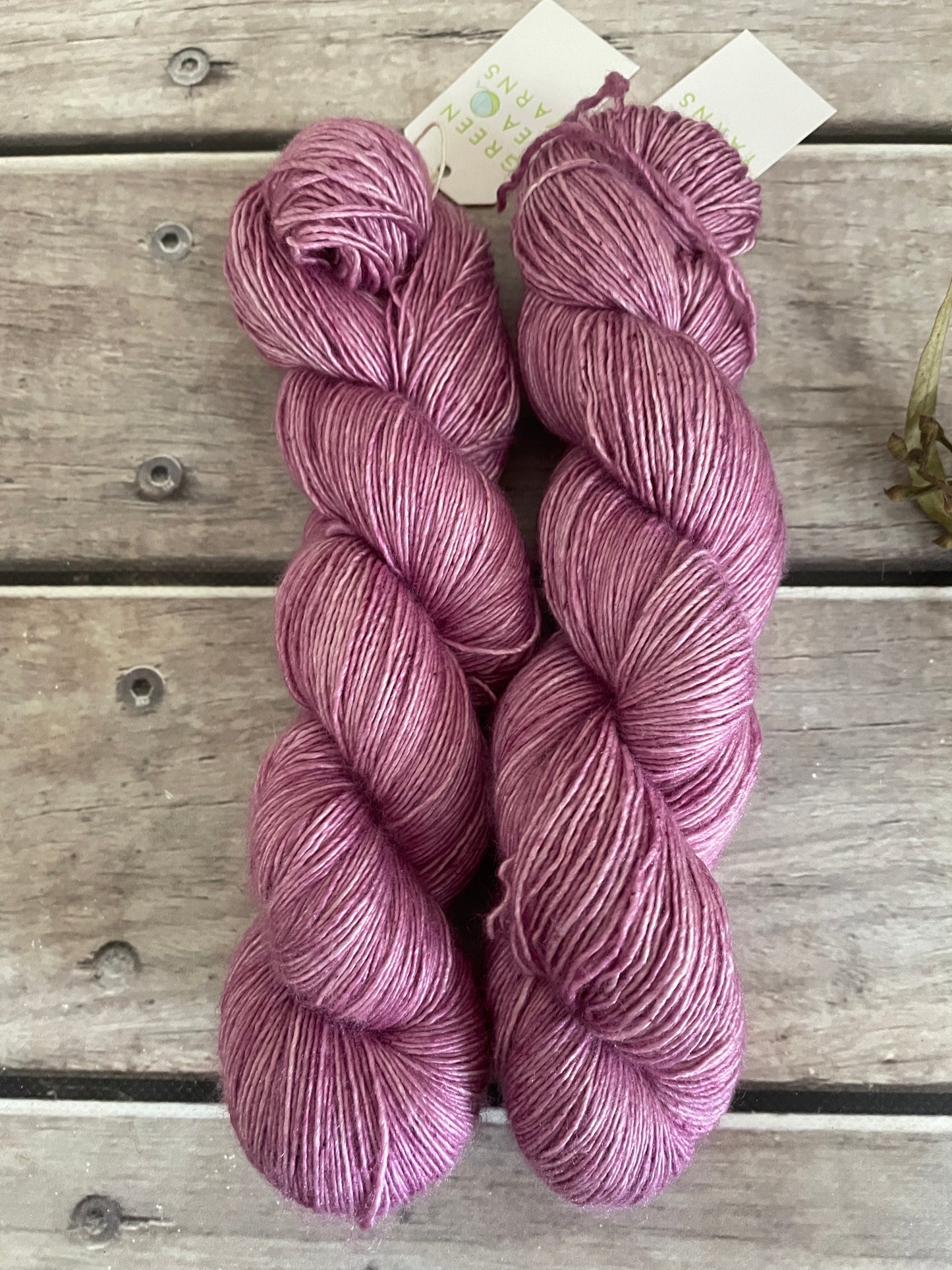 Tea Rose - 4 ply in Mulberry silk and Merino singles yarn - Osmanthus