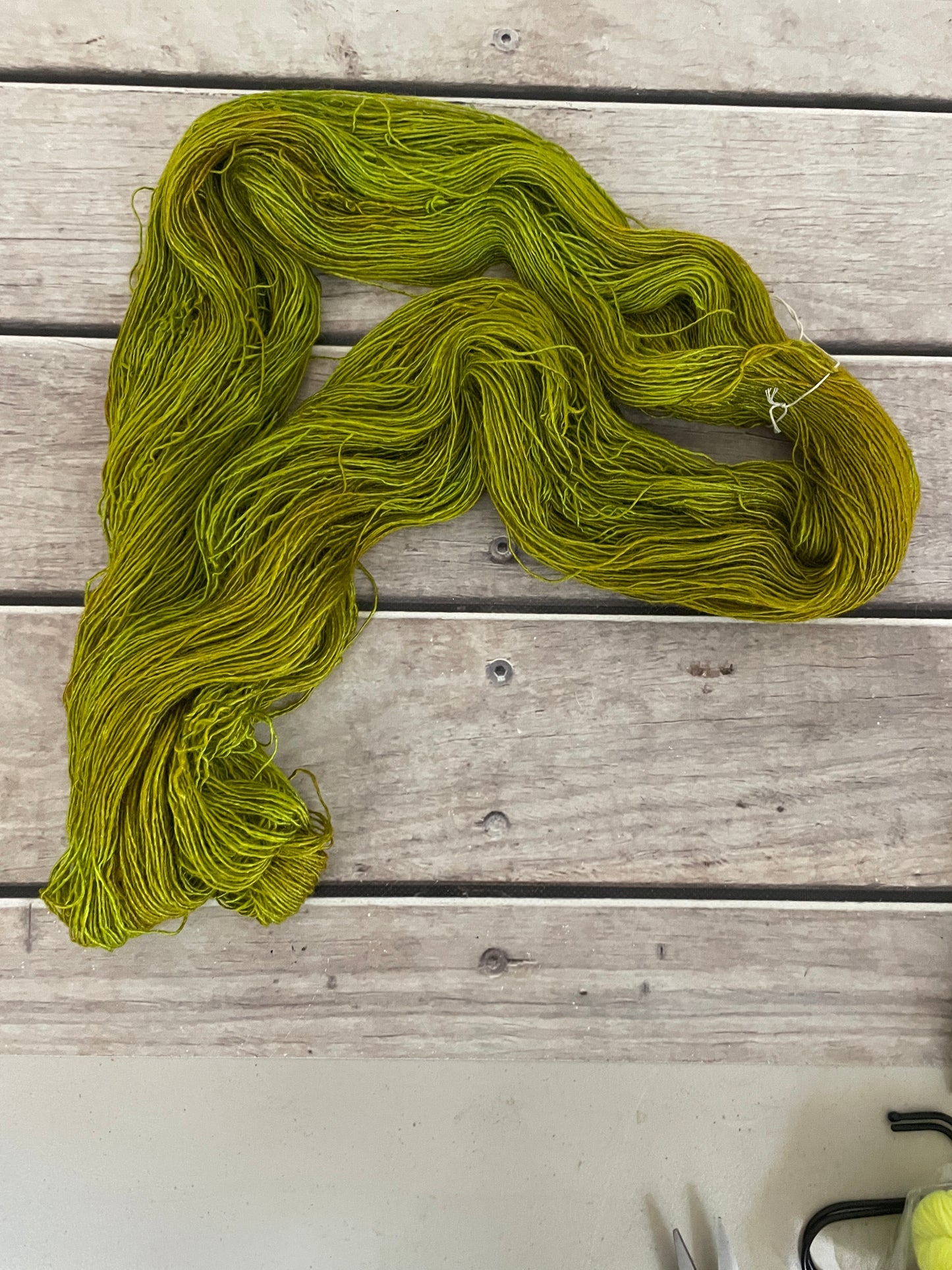 Radio Green - lace weight Tussah silk - Ujicha