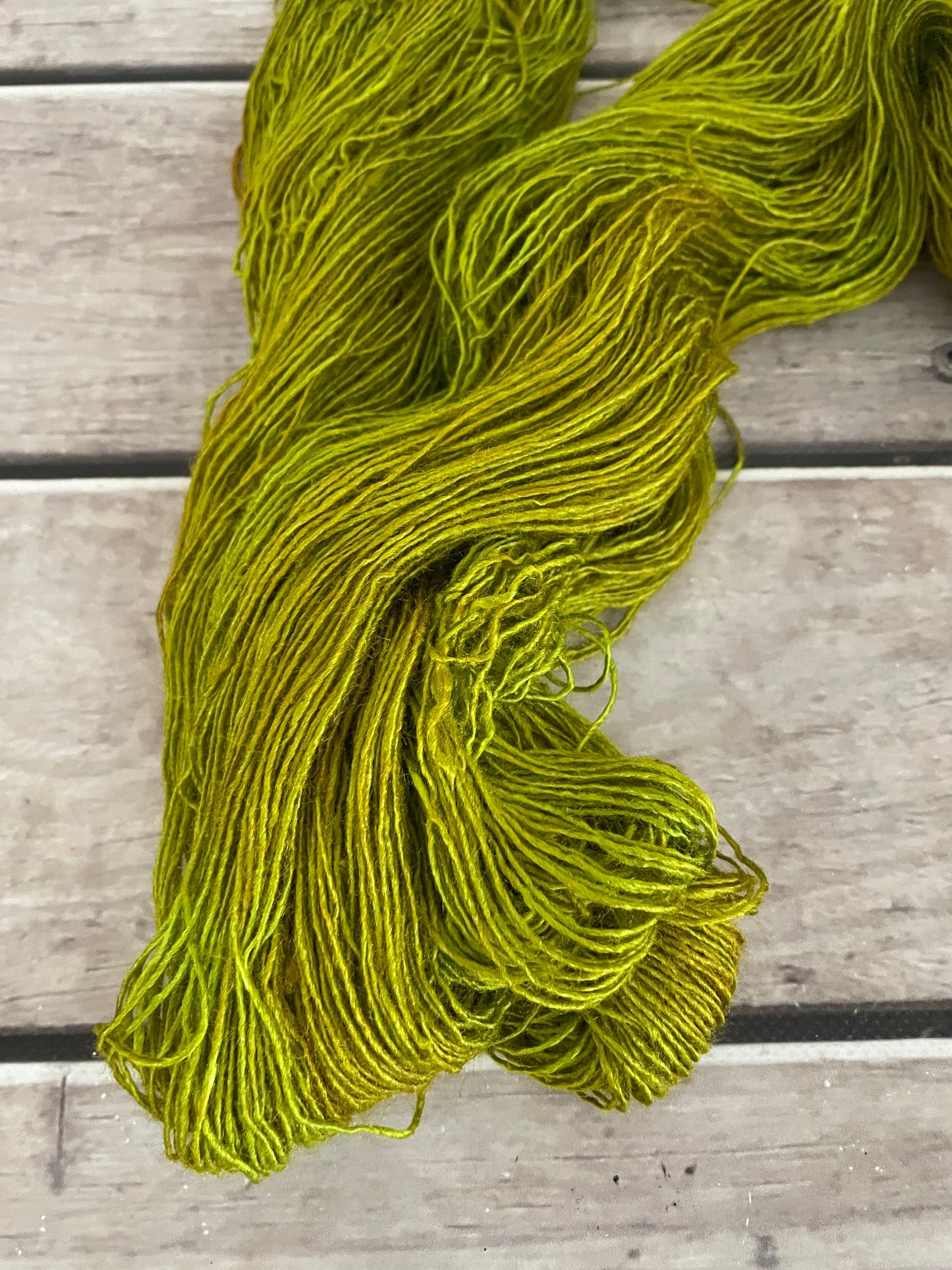 Radio Green - lace weight Tussah silk - Ujicha
