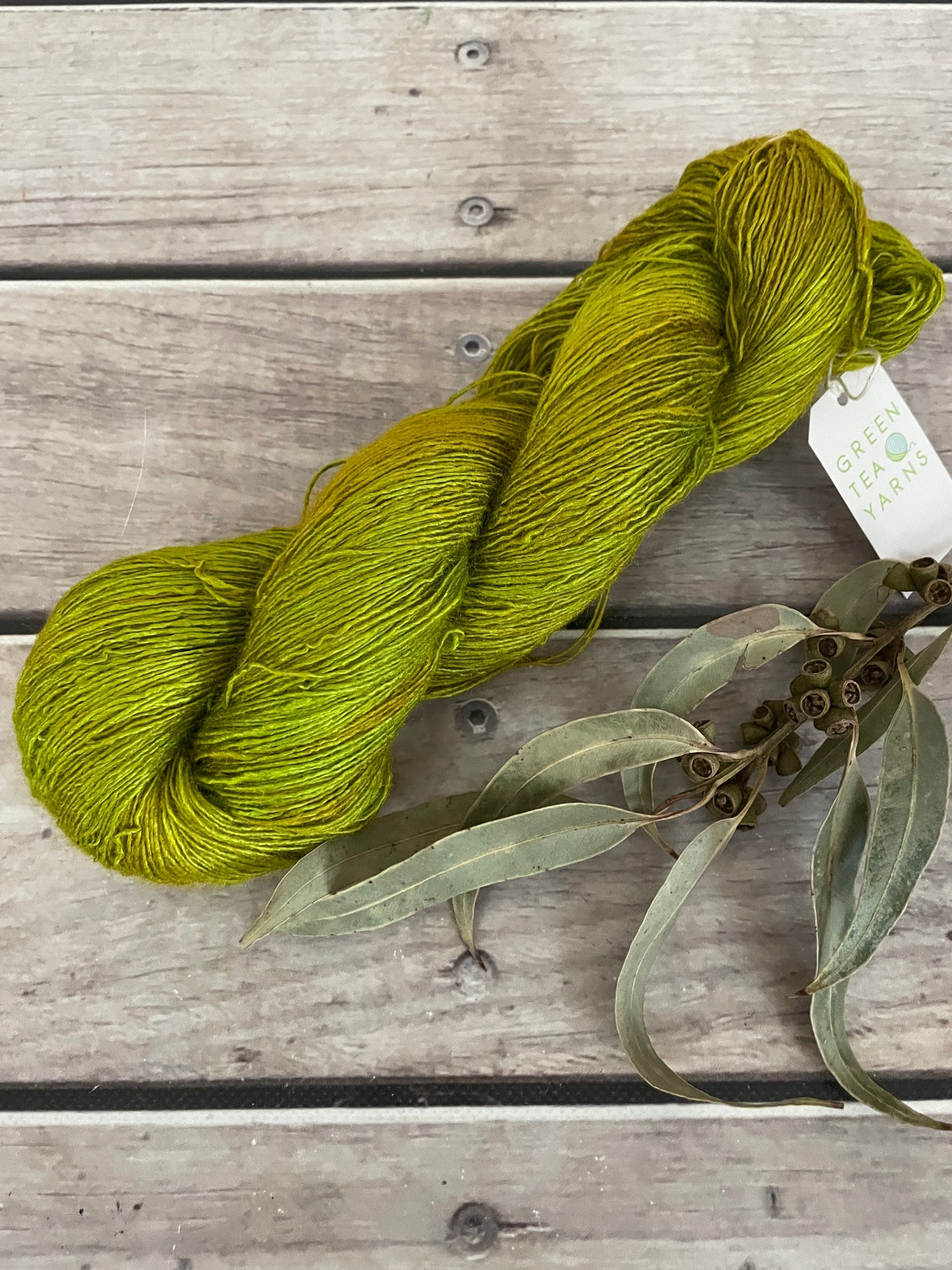 Radio Green - lace weight Tussah silk - Ujicha