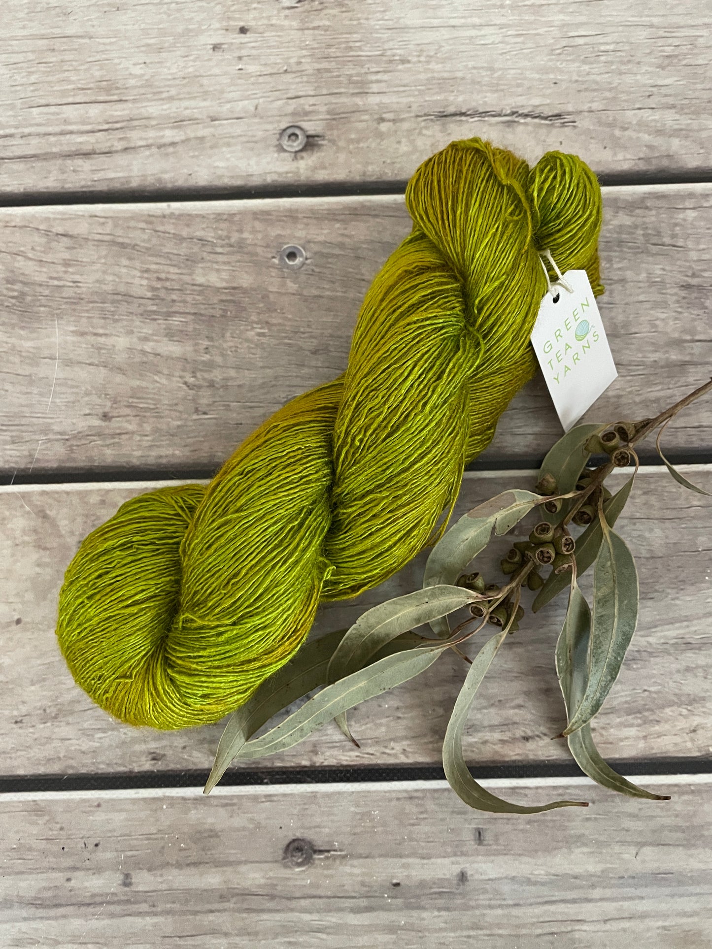 Radio Green - lace weight Tussah silk - Ujicha