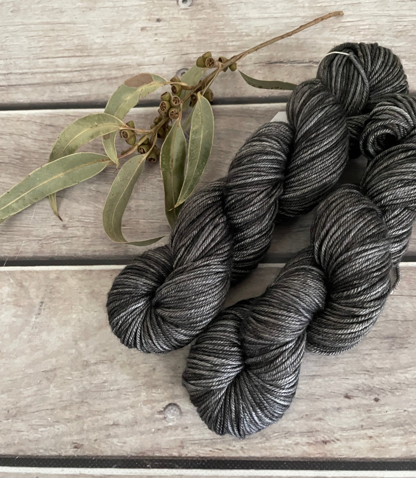 Fallen Ashes - Jasmin DK