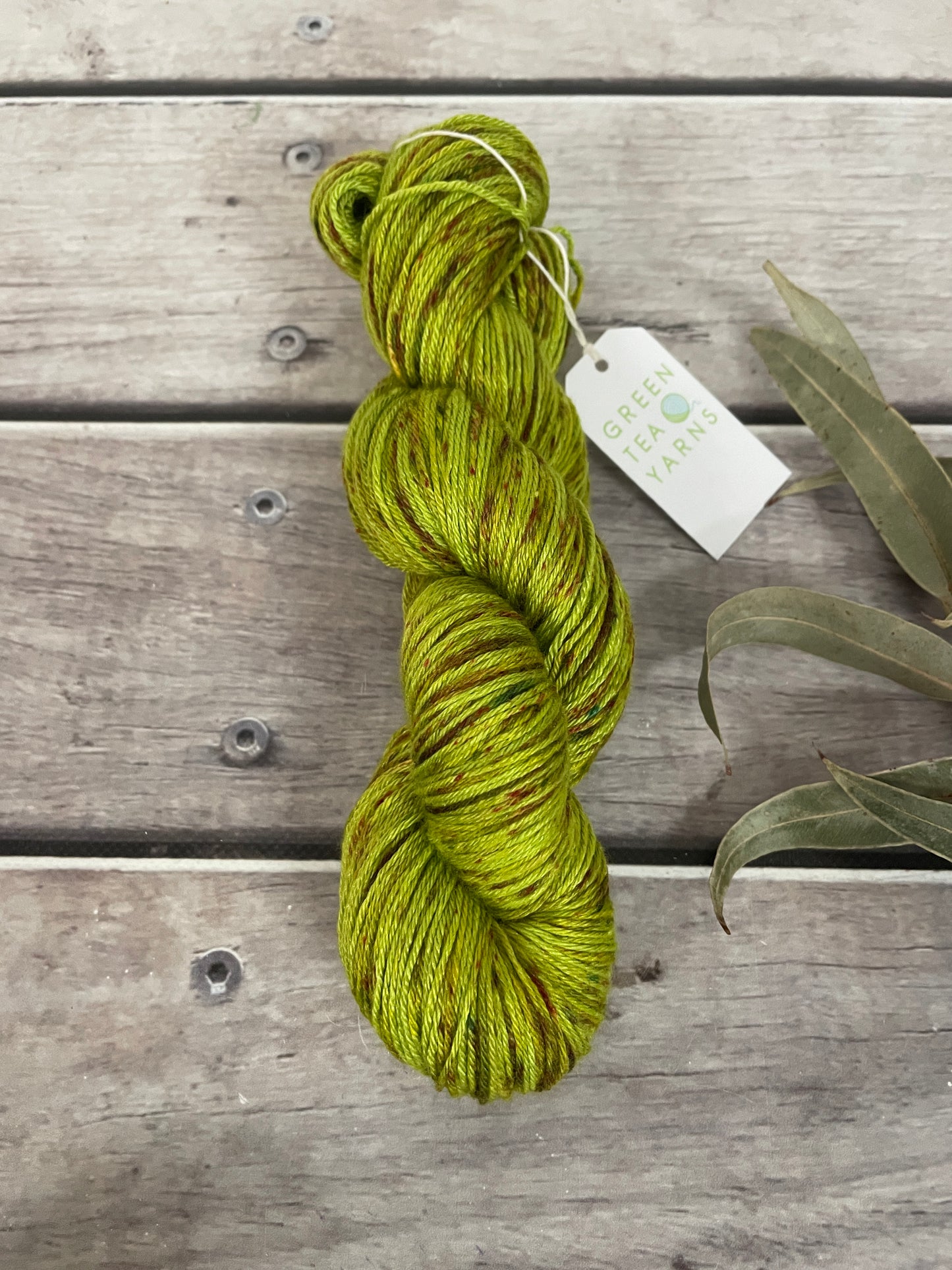 Speckled Radio Green - Merino/silk - 4 Ply - Jasmin