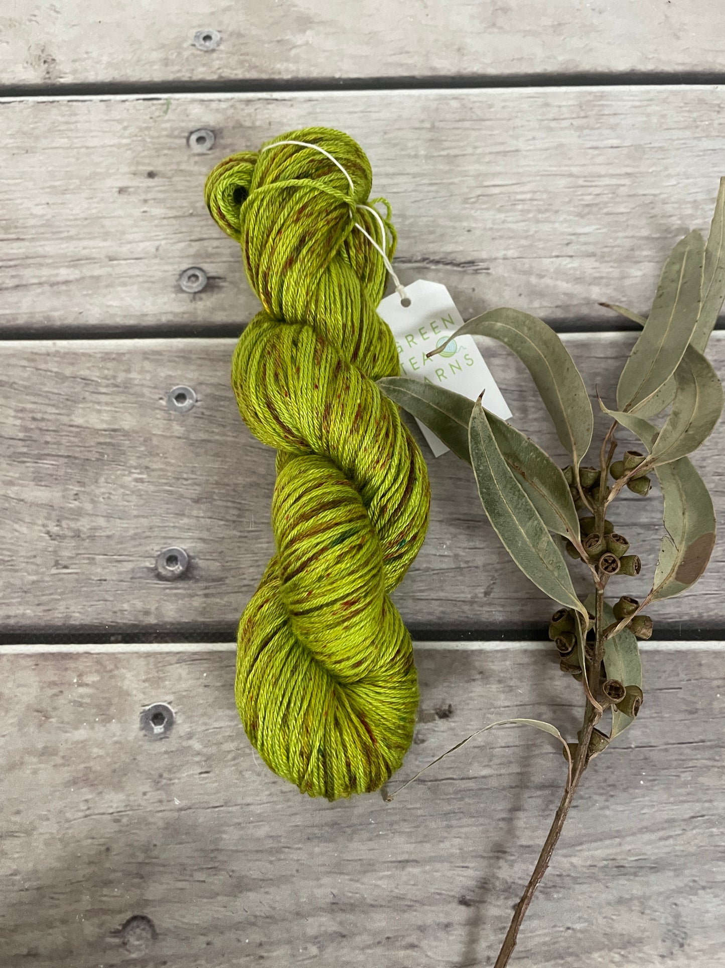 Speckled Radio Green - Merino/silk - 4 Ply - Jasmin