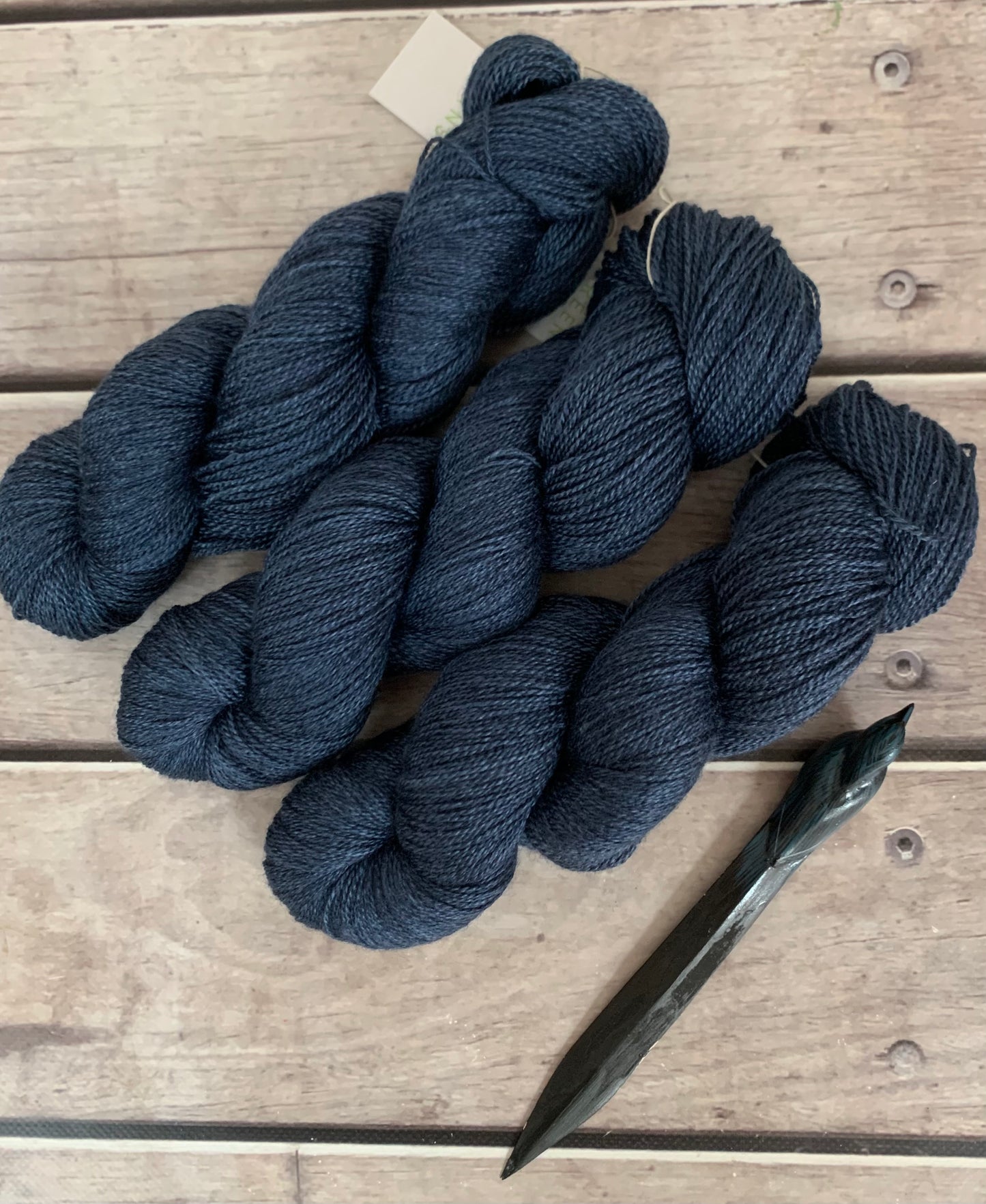 Midnight in Paradise - 8 Ply - BFL and silk - Luschan DK
