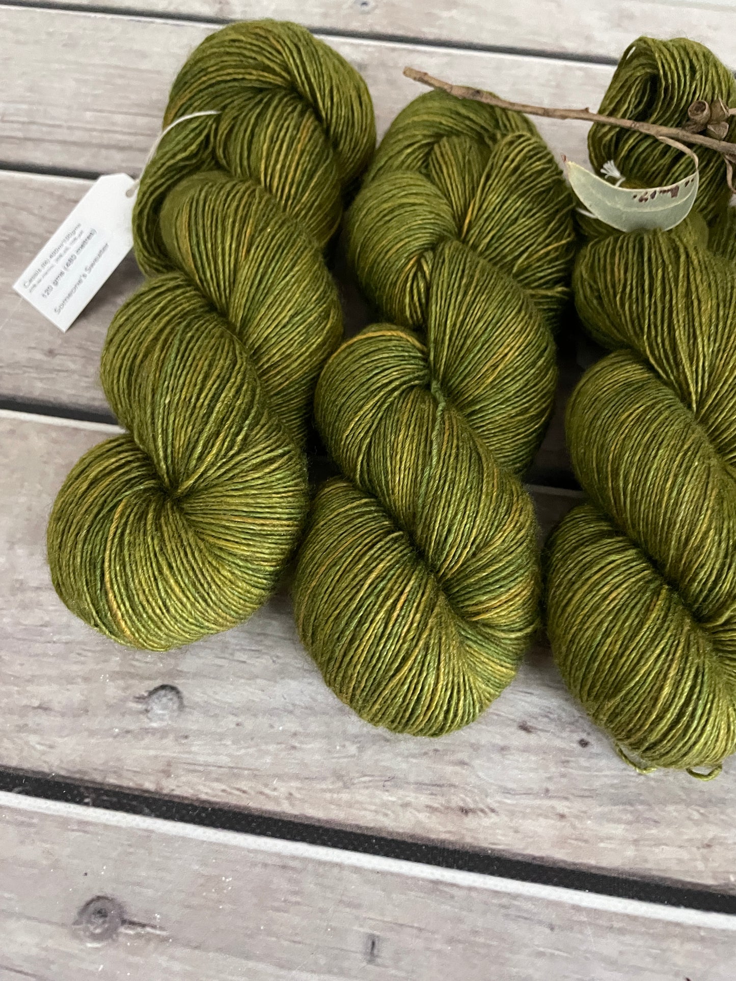Someone's Sweater - 4 ply singles, Merino, silk, yak - Cassis f