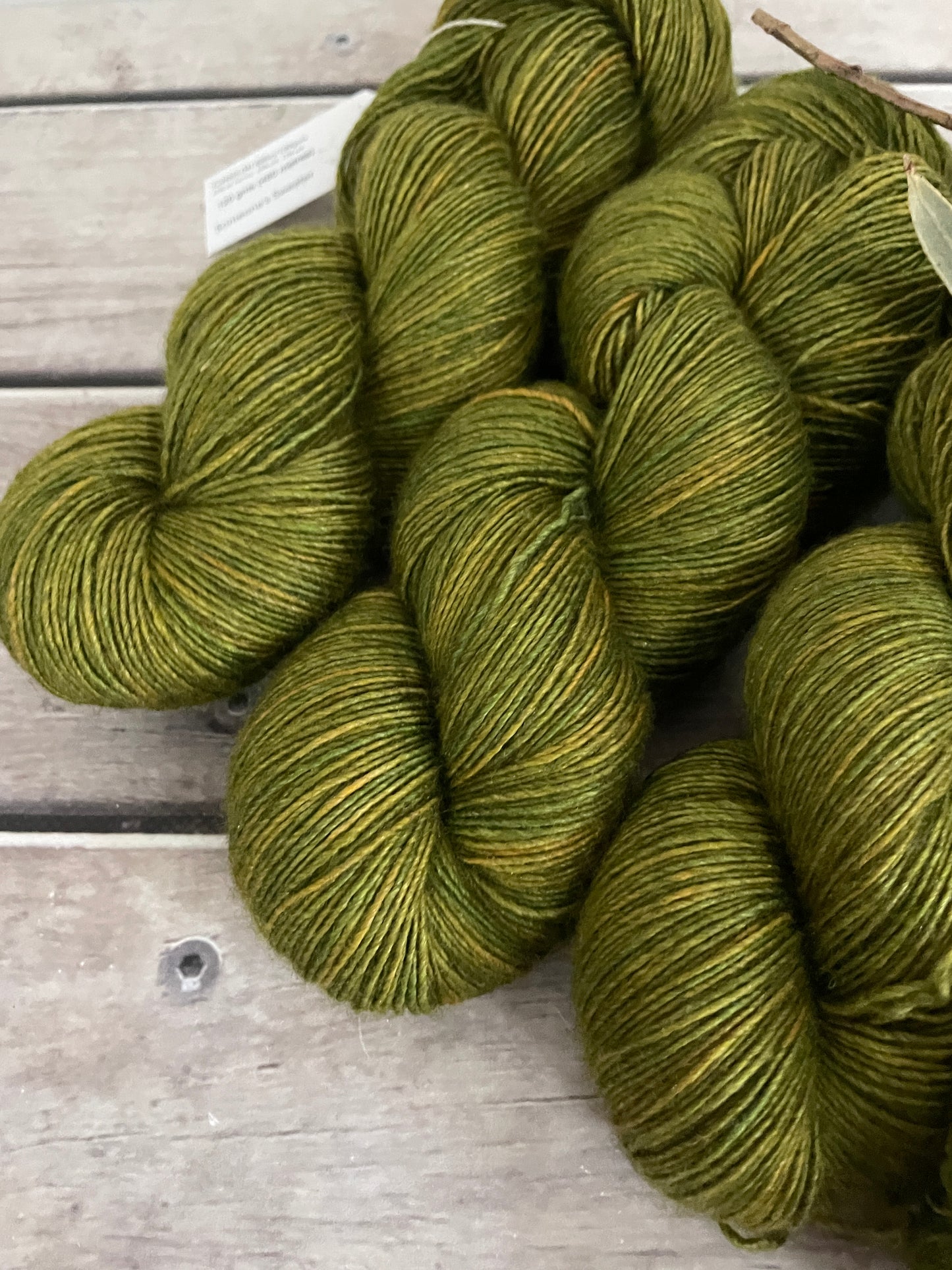 Someone's Sweater - 4 ply singles, Merino, silk, yak - Cassis f