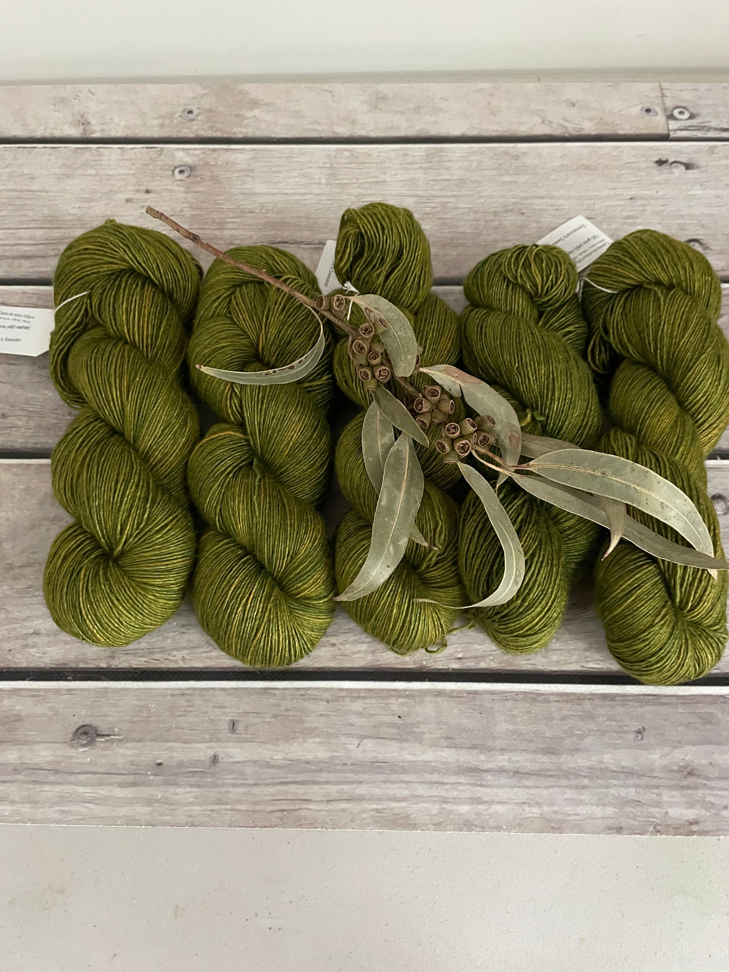 Someone's Sweater - 4 ply singles, Merino, silk, yak - Cassis f