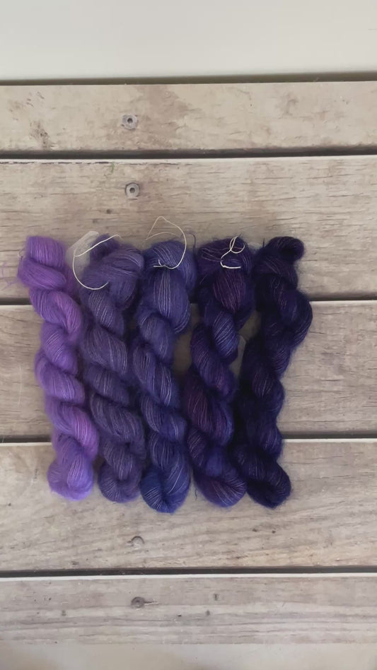 Whispers fade in mini skeins - Shui Yun