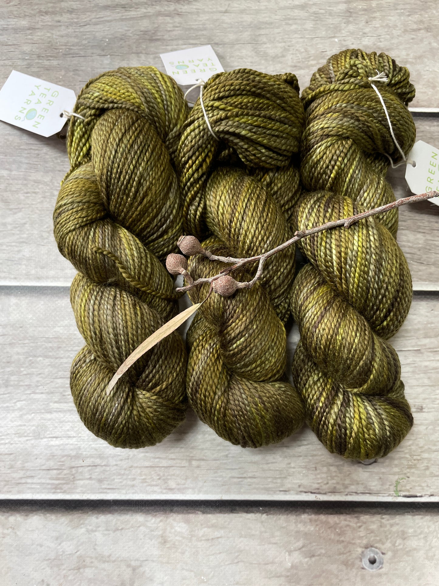 Banksia - 8 ply silk and merino - White Cloud DK