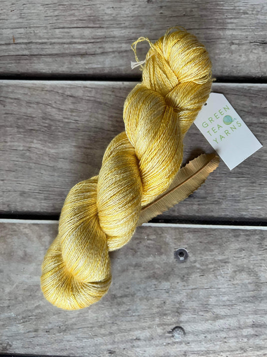 Butter Me Up - 2 ply in Mulberry silk - Pekoe l