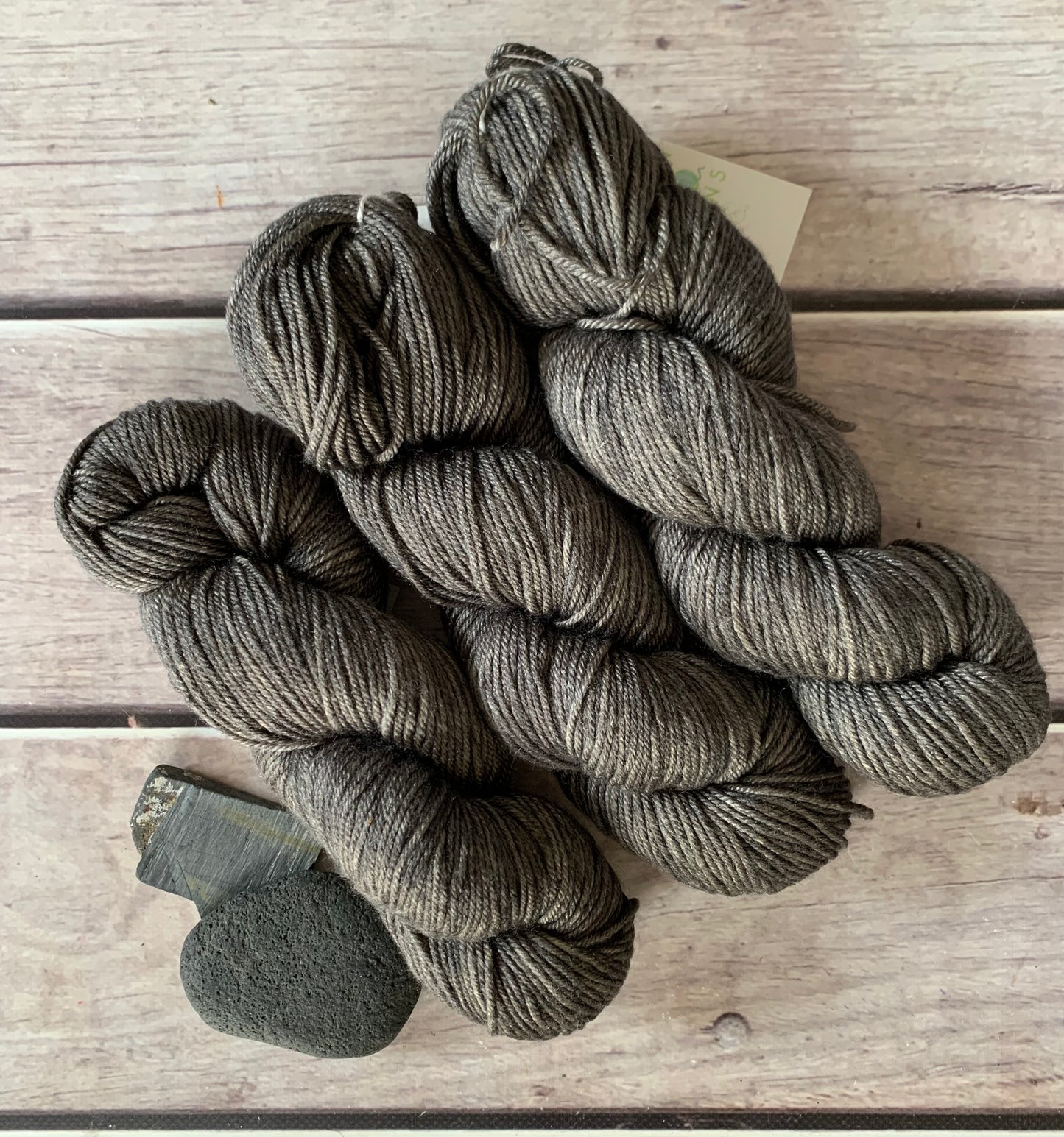 Fallen Ashes - 8 Ply - BFL and silk - Luschan DK