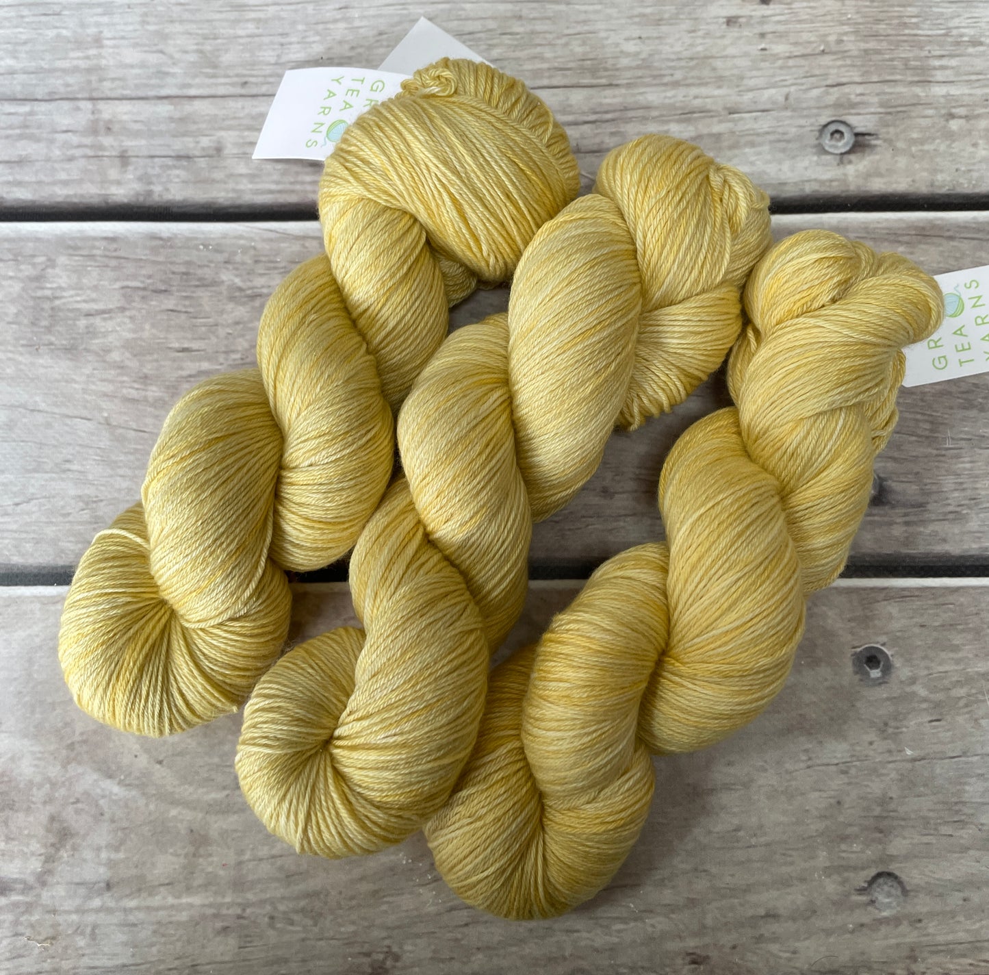 Picnic Weather - 4 ply sock yarn in merino and nylon - Darjeeling