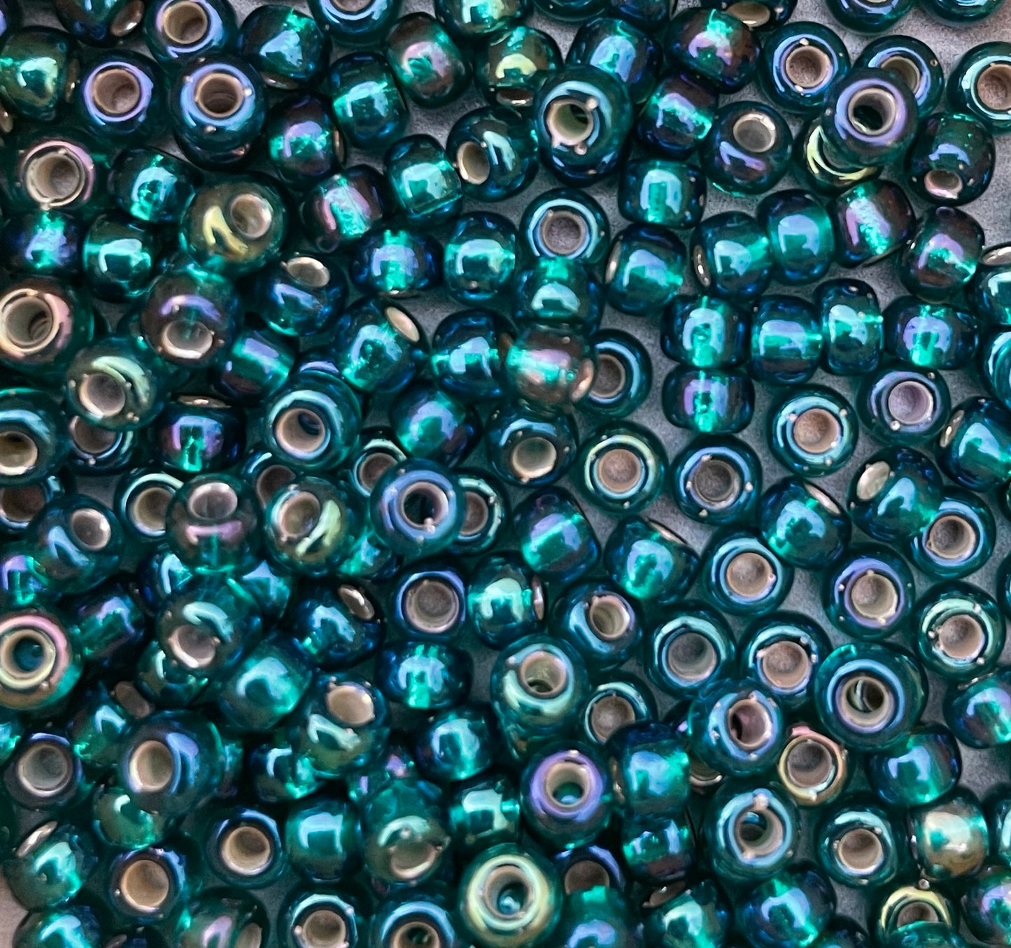 Miyuki 6 - Silver lined Emerald AB