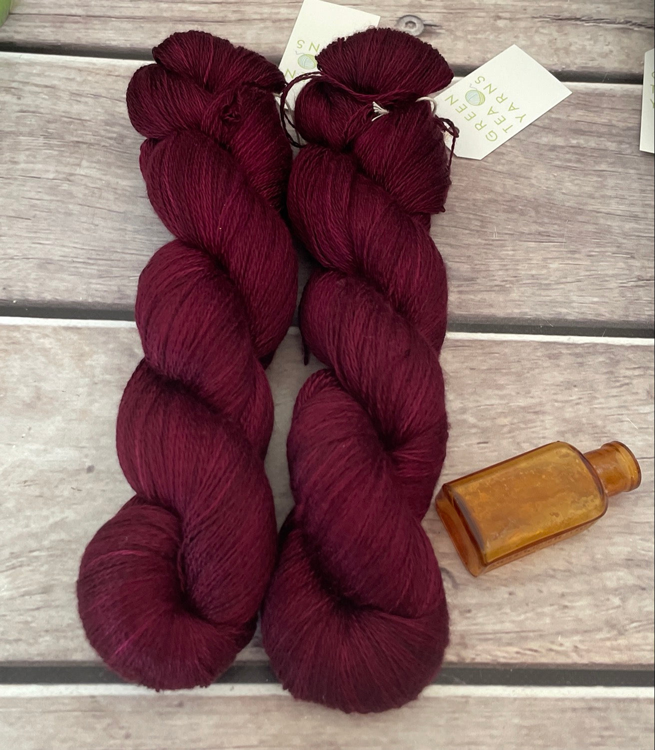 Black Cherry - 2 ply in Mulberry silk - Pekoe (l)