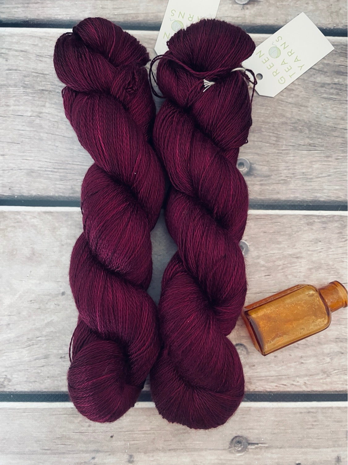 Black Cherry - 2 ply in Mulberry silk - Pekoe (l)