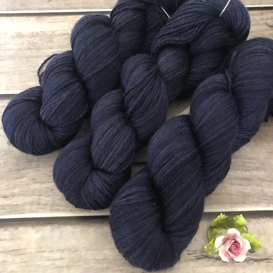 Dreams of a Starry Night - 4 ply in silk and merino - White Cloud