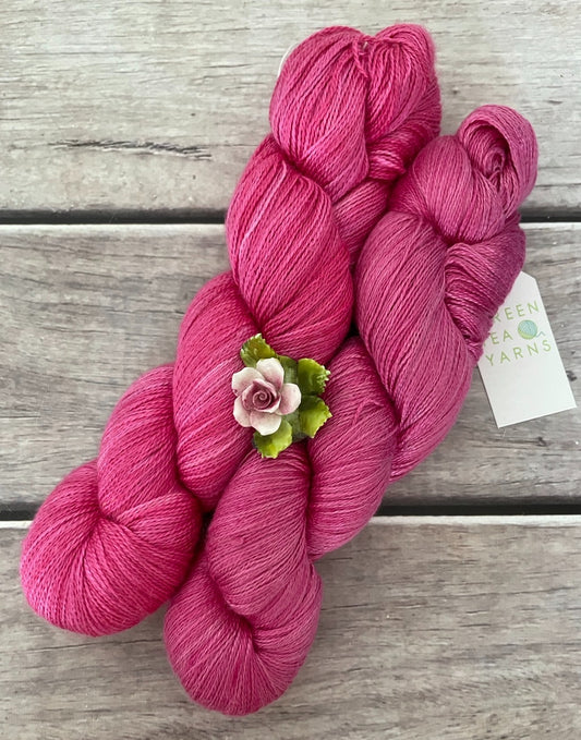 Pretty in Pink ooak - 2 Ply in silk and alpaca - Echinacea
