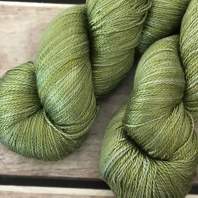 Matcha Green - 3 ply pure silk yarn - Ginseng hl