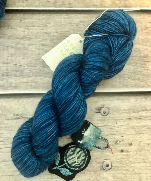 Time Traveller - 4 ply silk / merino / cashmere - Assam