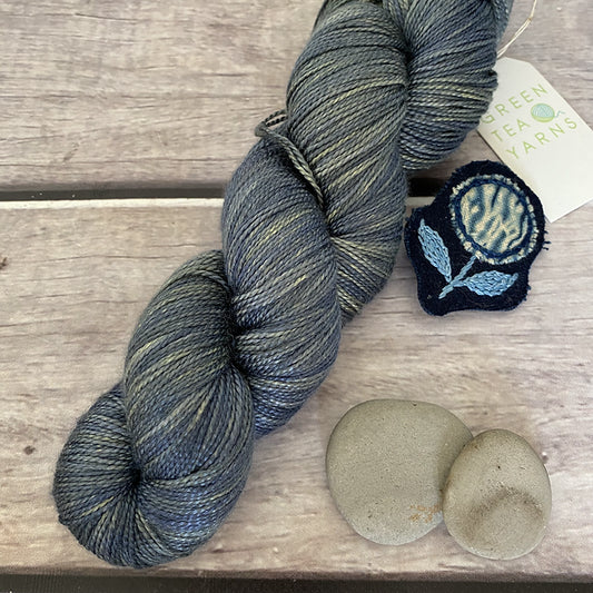 Under the Kurrajong Tree - 4 ply in Mulberry silk - Ginseng f