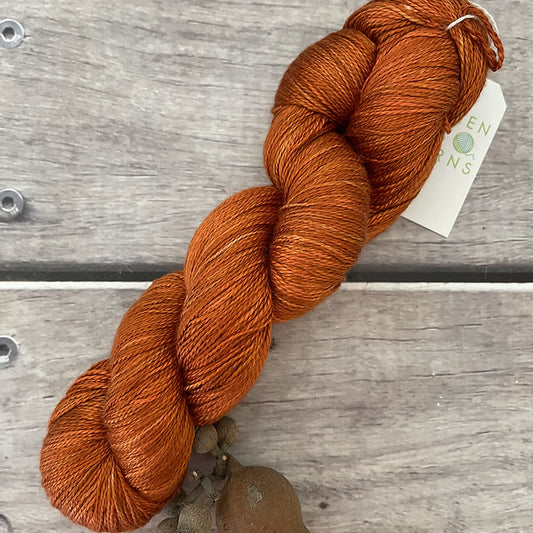 Tamarind Sunset on Ginseng - 3 ply pure silk yarn