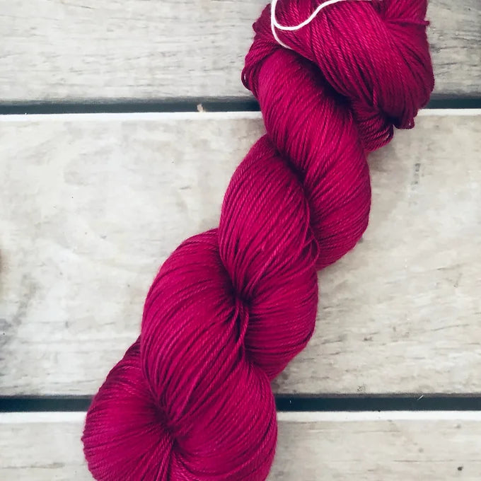Bush Berries - 4 ply in Mulberry silk - Pekoe f