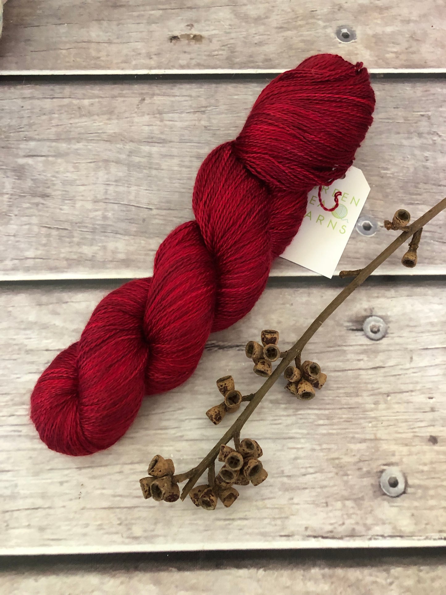 Dark Red Lacquer - 3 ply in Mulberry silk - Pekoe hl