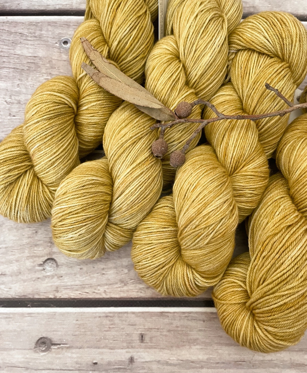 Uprising - 4ply sock yarn in merino and nylon - Darjeeling