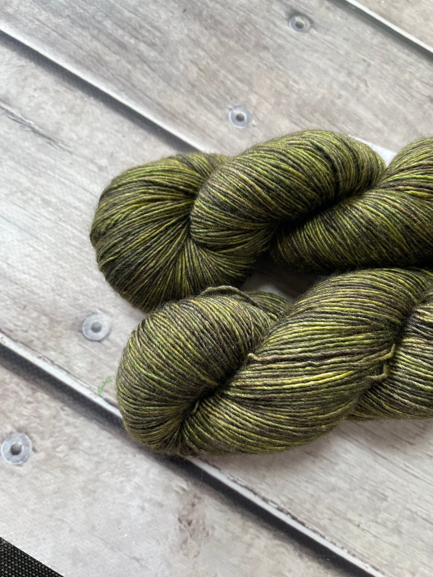 Banksia -  4 ply Merino /Silk single yarn - Osmanthus