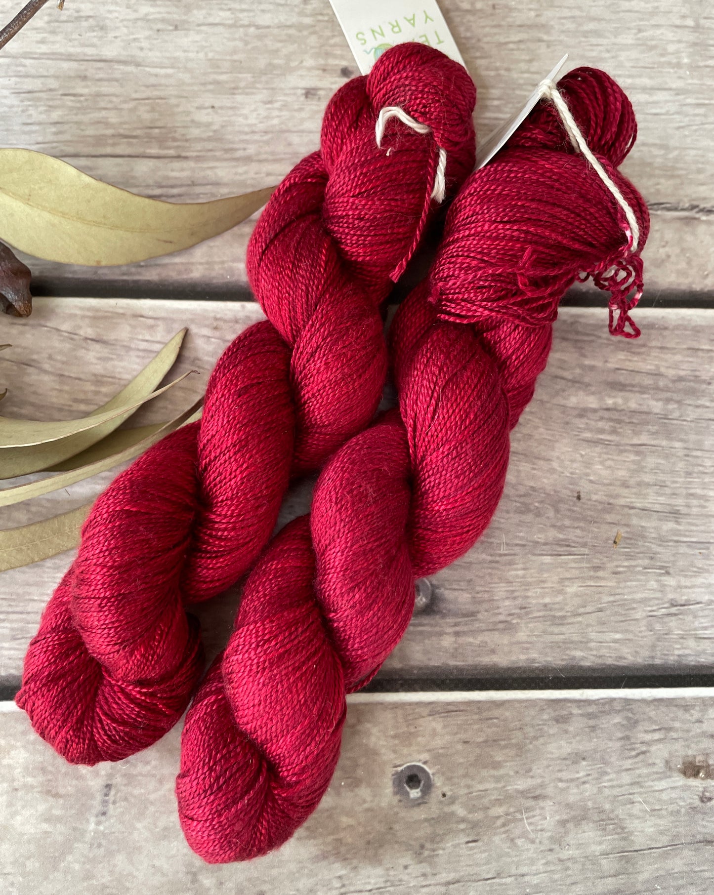 Dark Lacquer red - 4 ply in Mulberry silk - Ginseng f